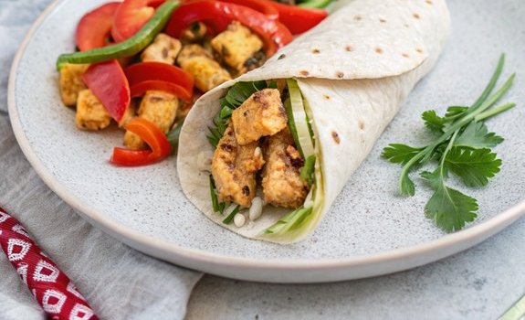 firecracker chicken wraps